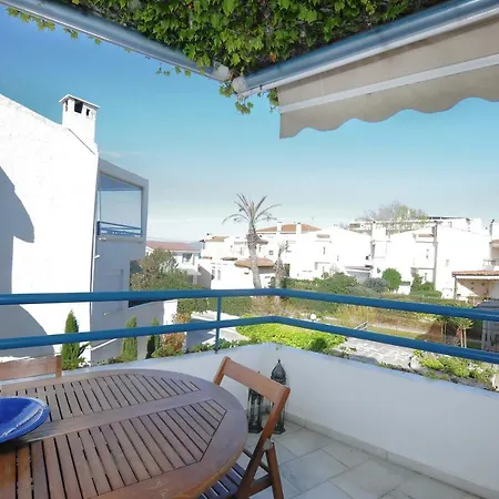 F & B Summer Collection - Peraia - 4'storey House Thessaloniki